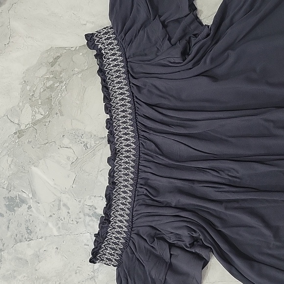 American Eagle Outfitters Medium summer blouse for women with bare shoulders - Picture 5 of 10